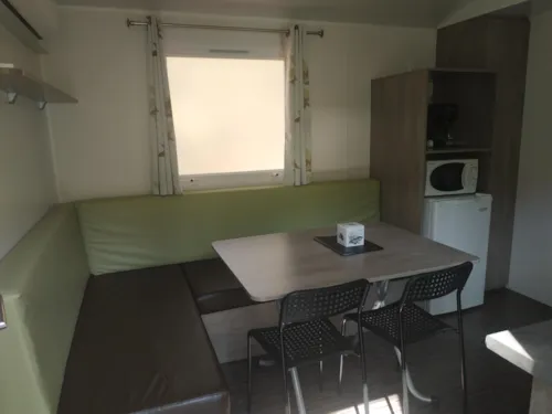 Accommodation - Mobile Home 2 Bedrooms Air Conditionning - image n°2 - Camping Les Sables