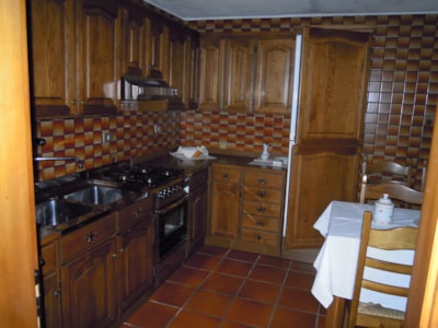 HOUSE — 8