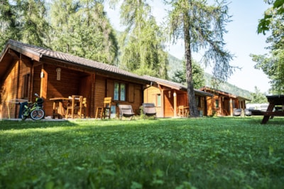 Chalet Back — 1