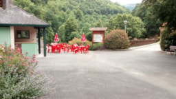 Camping Le Lauradiol - image n°5 - Roulottes
