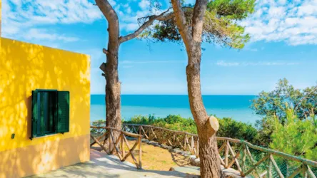 Baia Holiday San Nicola - image n°2 - Camping Direct