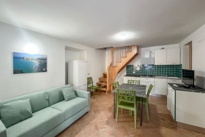 Apartment three-roomed — 1