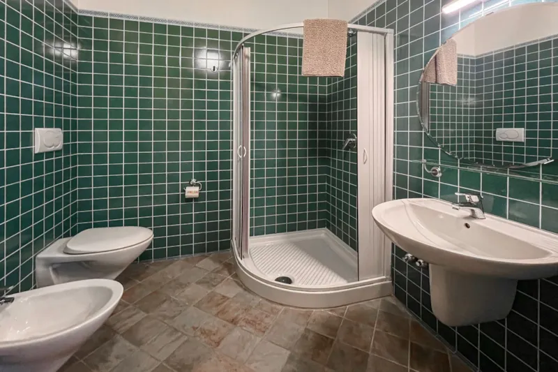 Appartement À Trois Pièces