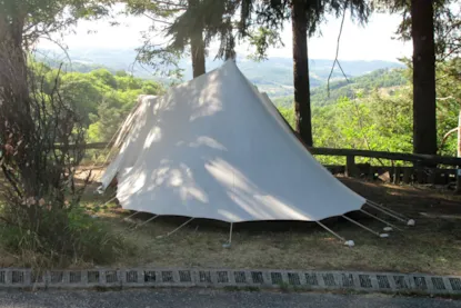 Piazzola + Tenda O Roulotte