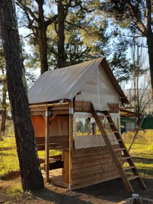 Locatif - Cabane 5 m² - 1 chambre - CAMPING L'ALBANOU