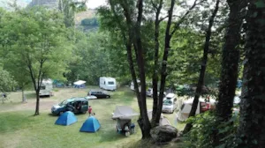 Emplacement - EMPLACEMENT < 3 NUITS - Camping Les Rives de l'Ardèche