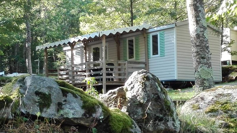 Accommodation - Mobil-Home 25M² - Terrasse Couverte - Camping Les Rives de l'Ardèche