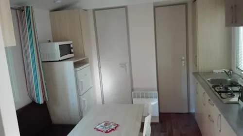 Accommodation - Mobile-Home 25M² - Sheltered Terrace - Tv - image n°4 - Camping Les Rives de l'Ardèche