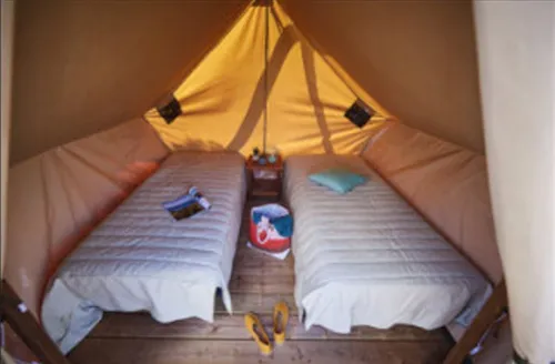 Accommodation - Moorea Wooden Frame Tent On Stilt Floor - image n°2 - Camping Les Rives de l'Ardèche