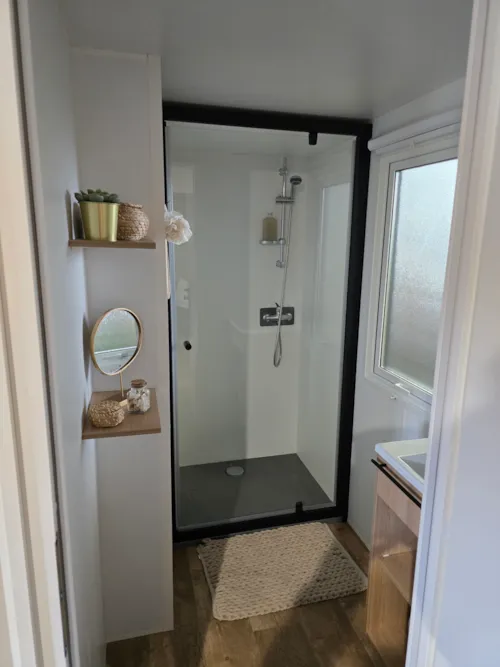 Huuraccommodatie(s) - Nest 35,2 Mobil Home 35M2 / 3 Chambres /Modele 2026 / 6/7 Personnes - image n°5 - Camping Les Rives de l'Ardèche