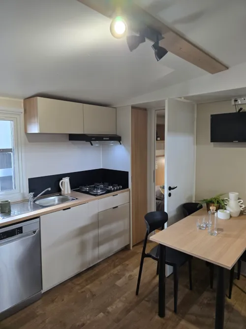 Huuraccommodatie(s) - Nest 35,2 Mobil Home 35M2 / 3 Chambres /Modele 2026 / 6/7 Personnes - image n°6 - Camping Les Rives de l'Ardèche