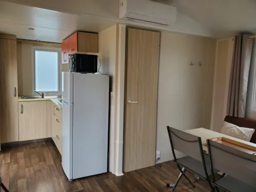 Huuraccommodatie(s) - Stacaravan - image n°4 - Camping Les Airelles
