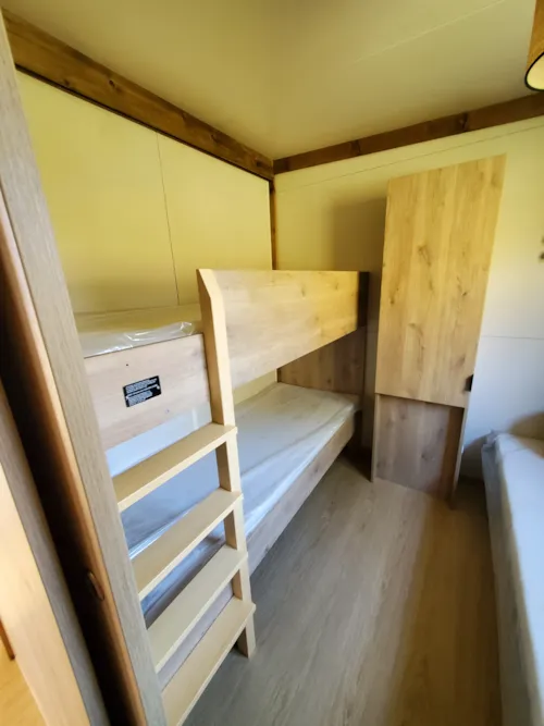 Huuraccommodatie(s) - Chalet Moréa Premium 12H - image n°2 - Camping Les Airelles