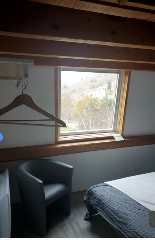 Zimmer - Chambre N°3 - image n°3 - Camping Les Airelles