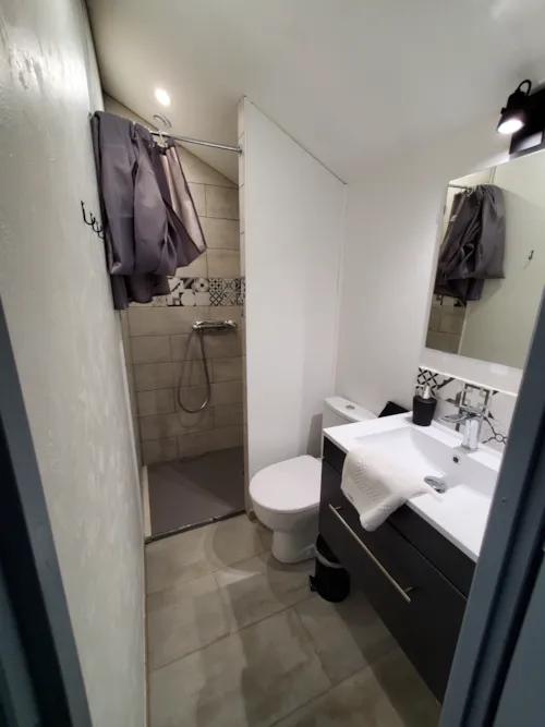 Zimmer - Chambre N°4 - image n°4 - Camping Les Airelles