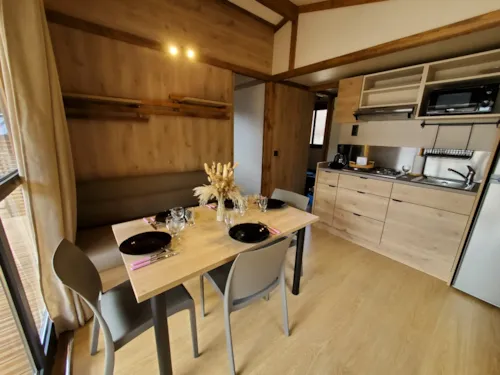 Huuraccommodatie(s) - Chalet Moréa Premium 12H - image n°8 - Camping Les Airelles