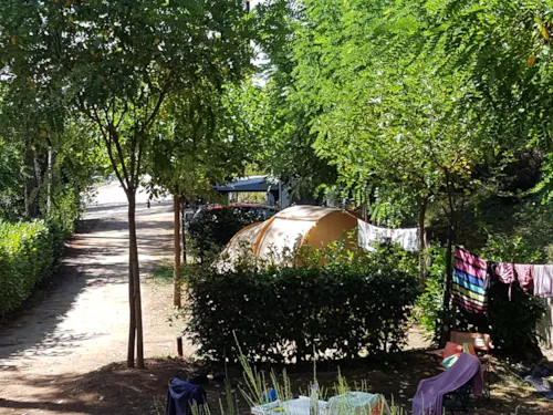 Pitch - Package Pitch - image n°3 - Ushuaïa Villages - Camping Les Pins d'Ucel ****