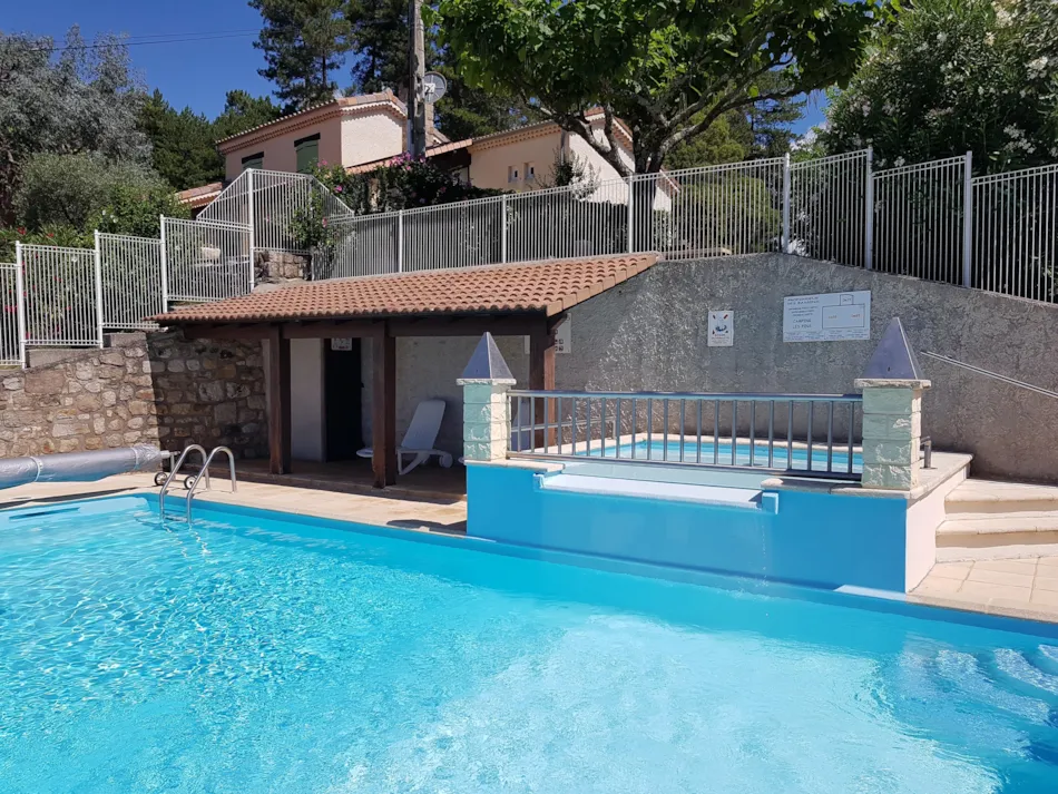 Camping Ushuaïa Villages les Pins d'Ucel