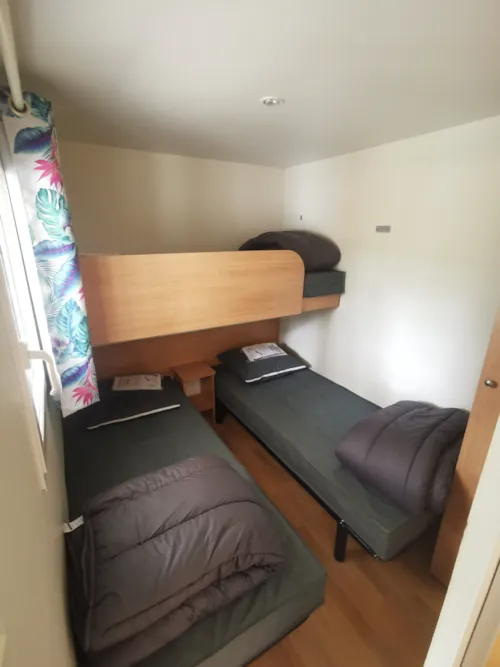 Location - Pic Vert - Mobil-Home  28 M² - image n°6 - Ushuaïa Villages - Camping Les Pins d'Ucel ****