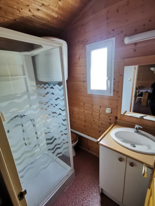 Accommodation - Lavande - Chalet 21M² - image n°6 - Ushuaïa Villages - Camping Les Pins d'Ucel ****
