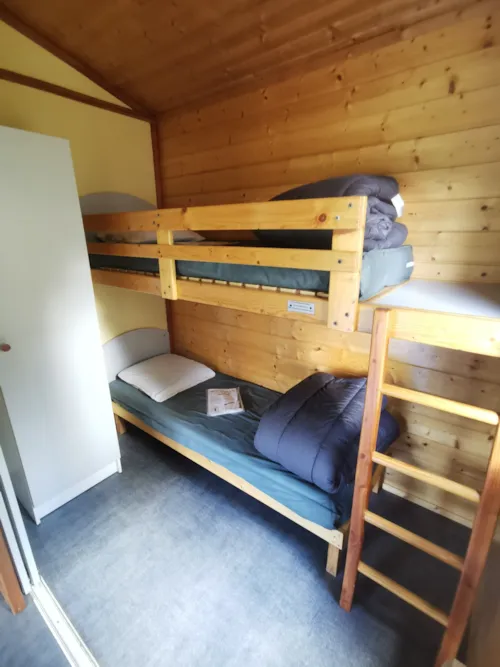 Mietunterkunft - Romarin - Hütte 21M² - image n°5 - Ushuaïa Villages - Camping Les Pins d'Ucel ****