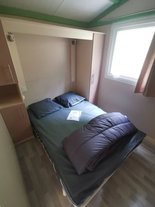 Huuraccommodatie(s) - Genet - Clim + Tv Chalet 21.5M² + Tv - image n°5 - Ushuaïa Villages - Camping Les Pins d'Ucel ****