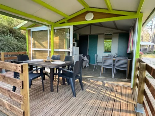 Huuraccommodatie(s) - Mimosa - Clim + Tv Chalet 27M² + Tv - image n°2 - Ushuaïa Villages - Camping Les Pins d'Ucel ****
