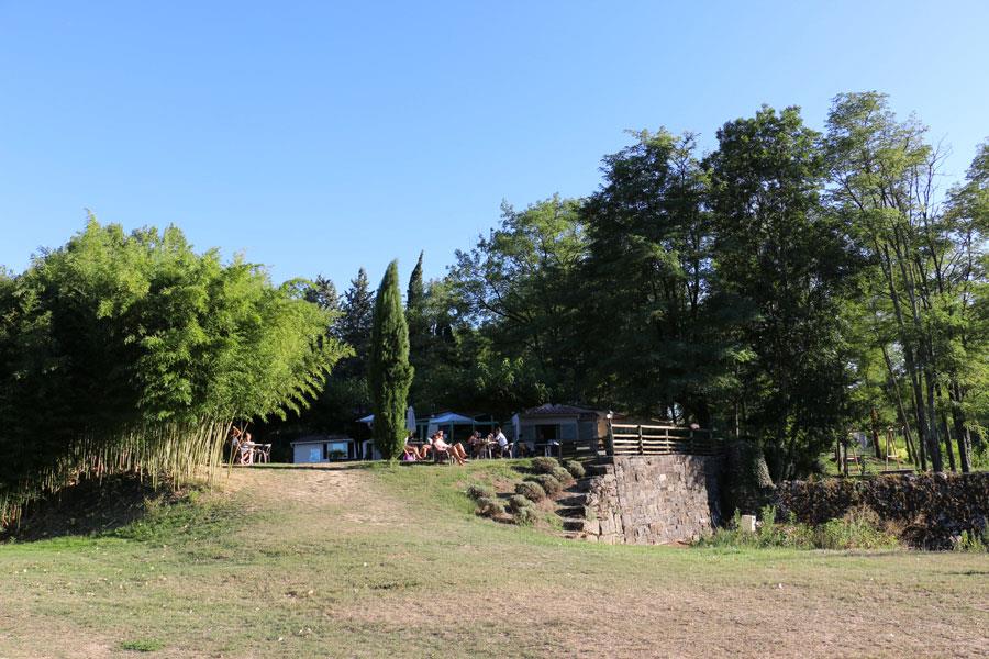 Établissement Camping De La Falaise - Balazuc