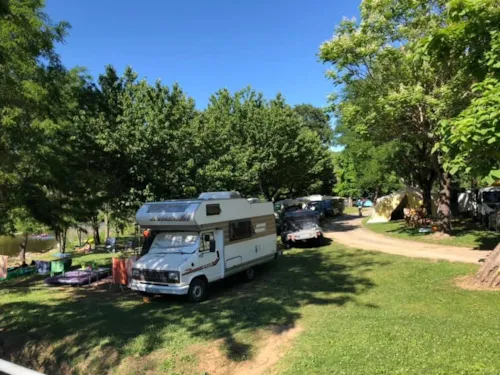 Pitch - Package: Pitch + Car - image n°4 - Camping Sunêlia Mazet-Plage