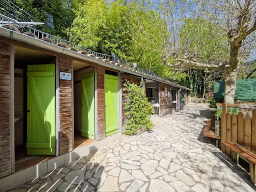 Stellplatz - Stellplatz Am Flussufer + 1 Auto + Zelt Oder Wohnwagen Oder Wohnmobil - image n°5 - Camp des Gorges | Camping Nature ***