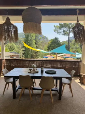 Locatif - Ferienhaus 60m² + überdachte Terrasse 25m² - Camp des Gorges | Camping Nature ***