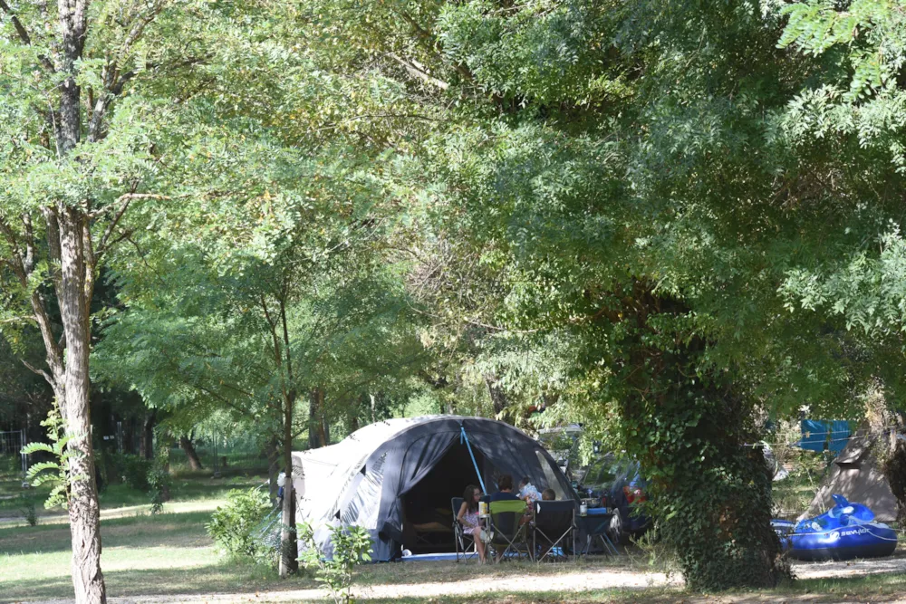 Emplacement - Forfait Camping Sans Électricité - Camping Aloha Plage****
