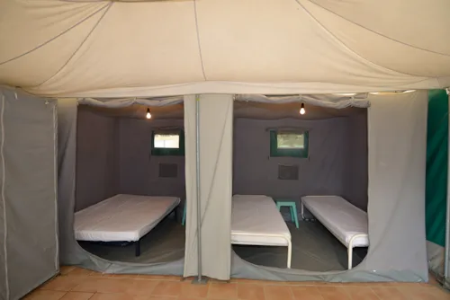 Mietunterkunft - Canvas Bungalow Caraïbe - image n°4 - Camping La Rouvière Les Pins