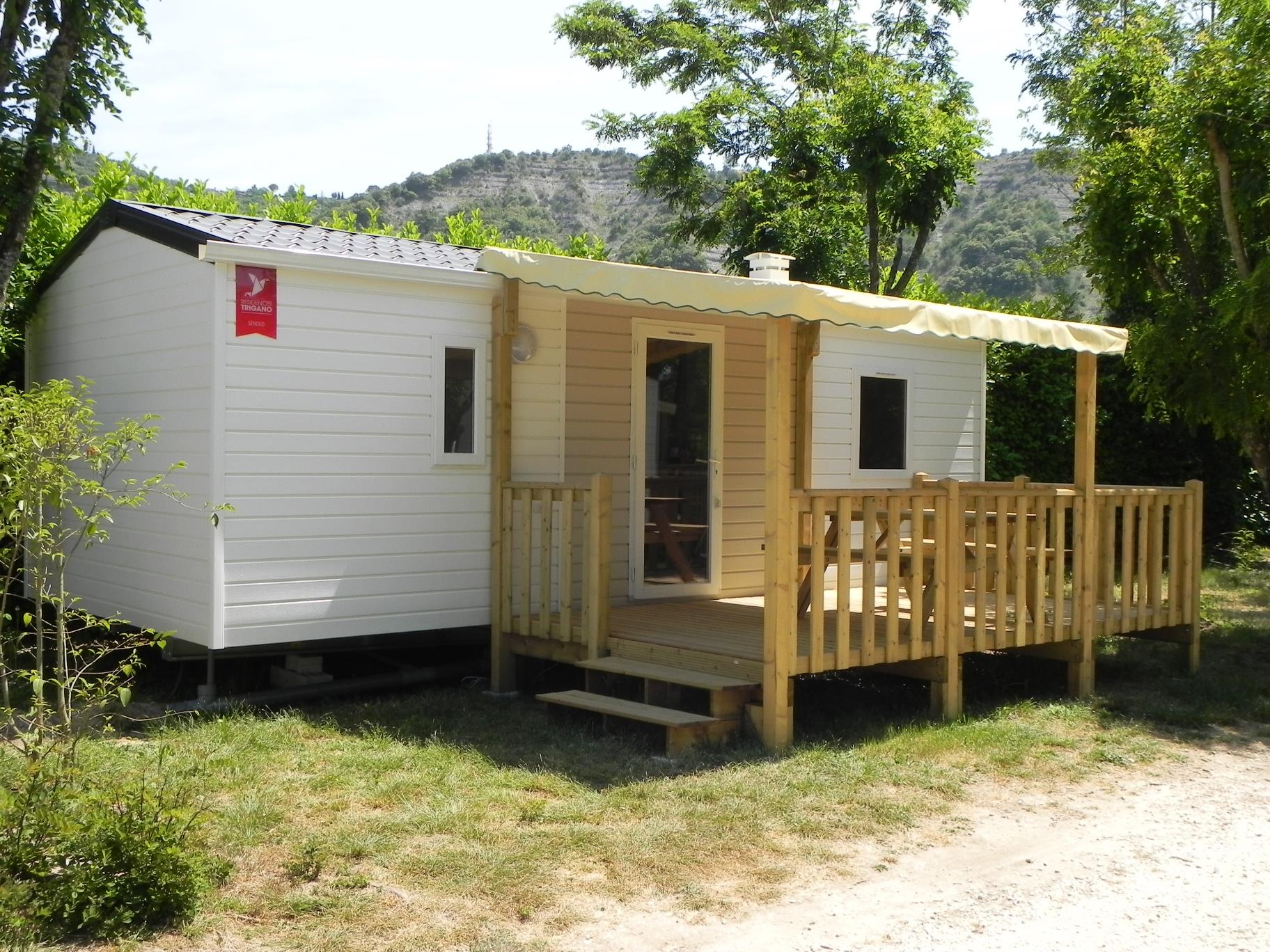 Accommodation - Sencilo 25 Sheltered Terrace + Tv - Camping LE CARPENTY