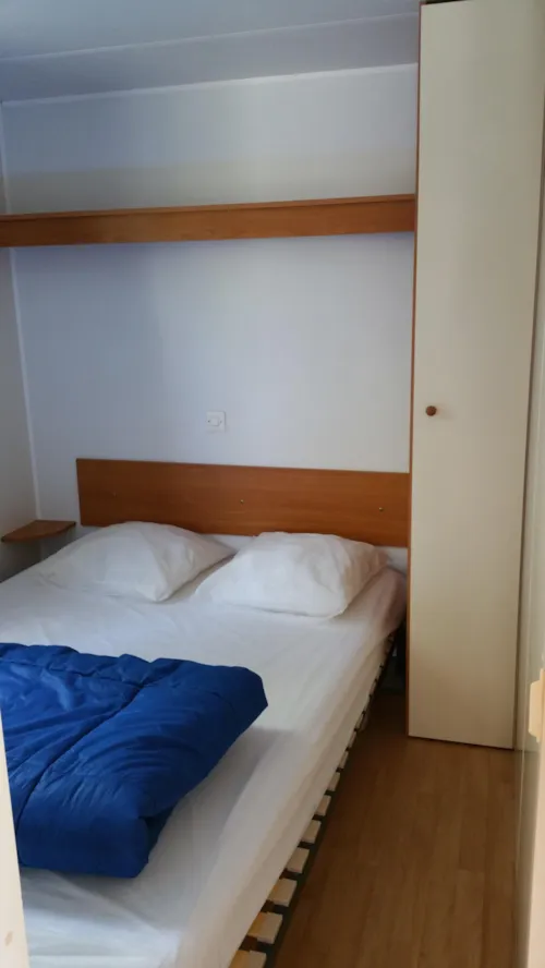 Huuraccommodatie(s) - Mh 2/3 Pers. Classicoverdekt Terras + Tv - image n°4 - Camping LE CARPENTY