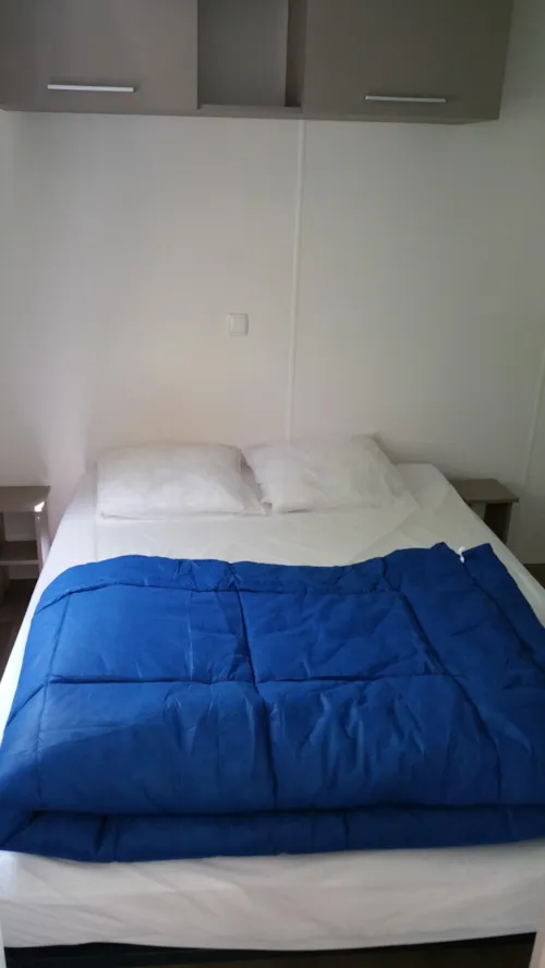 Mietunterkunft - Sencilo 27 Überdachte Terrasse + Tv + Clim - image n°5 - Camping LE CARPENTY