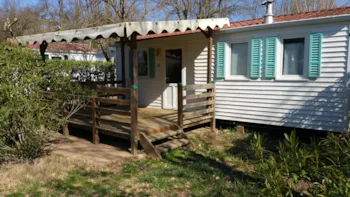 Mietunterkunft - Mh 4 Pers. Super Mercure + Terrasse + Tv - Camping LE CARPENTY