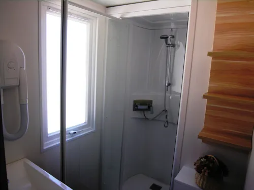 Mietunterkunft - Mobil Home O'hara - 29M²- 2 Schlafzimmer + Tv + Klimaanlage - image n°7 - Camping de la Plage
