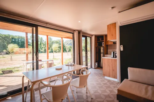 Location - Cabane D'arc - 32M² - 2 Chambres - image n°3 - Rives d'Arc -  Hôtel de plein air