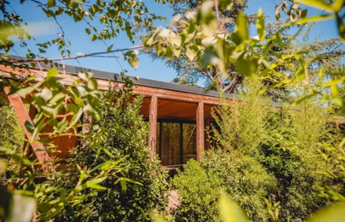 Location - Cabane D'arc Premium - 33M² - 2 Chambres - image n°2 - Rives d'Arc -  Hôtel de plein air