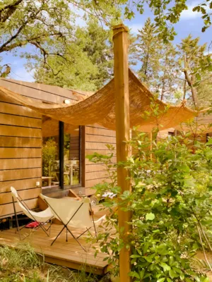 Locatif - Tiny house 2 - 16m² (sans sanitaire) - Rives d'Arc -  Hôtel de plein air