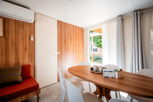 Huuraccommodatie(s) - Cabane D'arc Premium - 40M² - 3 Bedrooms - image n°2 - Rives d'Arc -  Hôtel de plein air