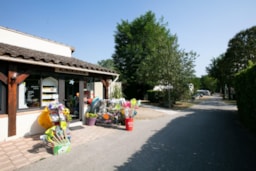 CAMPING LA ROUBINE - image n°39 - Roulottes