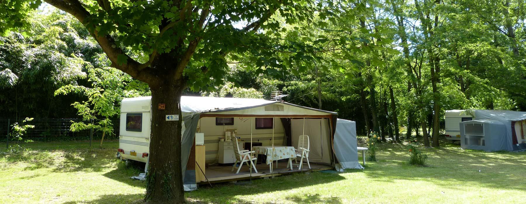 Kampeerplaats - Pakket Standplaats - Camping Les Acacias