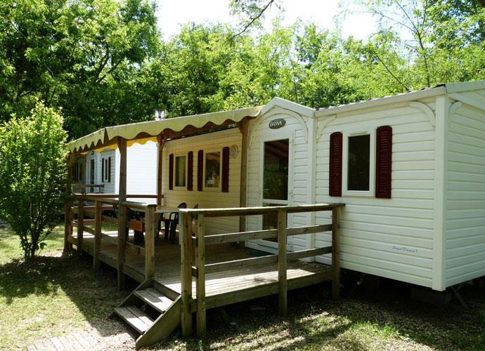 Location - Mobil Home 3 Chambres - Camping Les Acacias