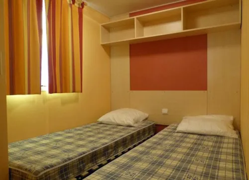 Accommodation - Mobile-Home 3 Bedrooms - image n°6 - Camping Les Acacias