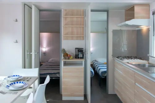 Location - Mobil Home  Kv 3 Chambres Tv Clim Premium + - image n°7 - Camping Le Sous-Bois Ardèche