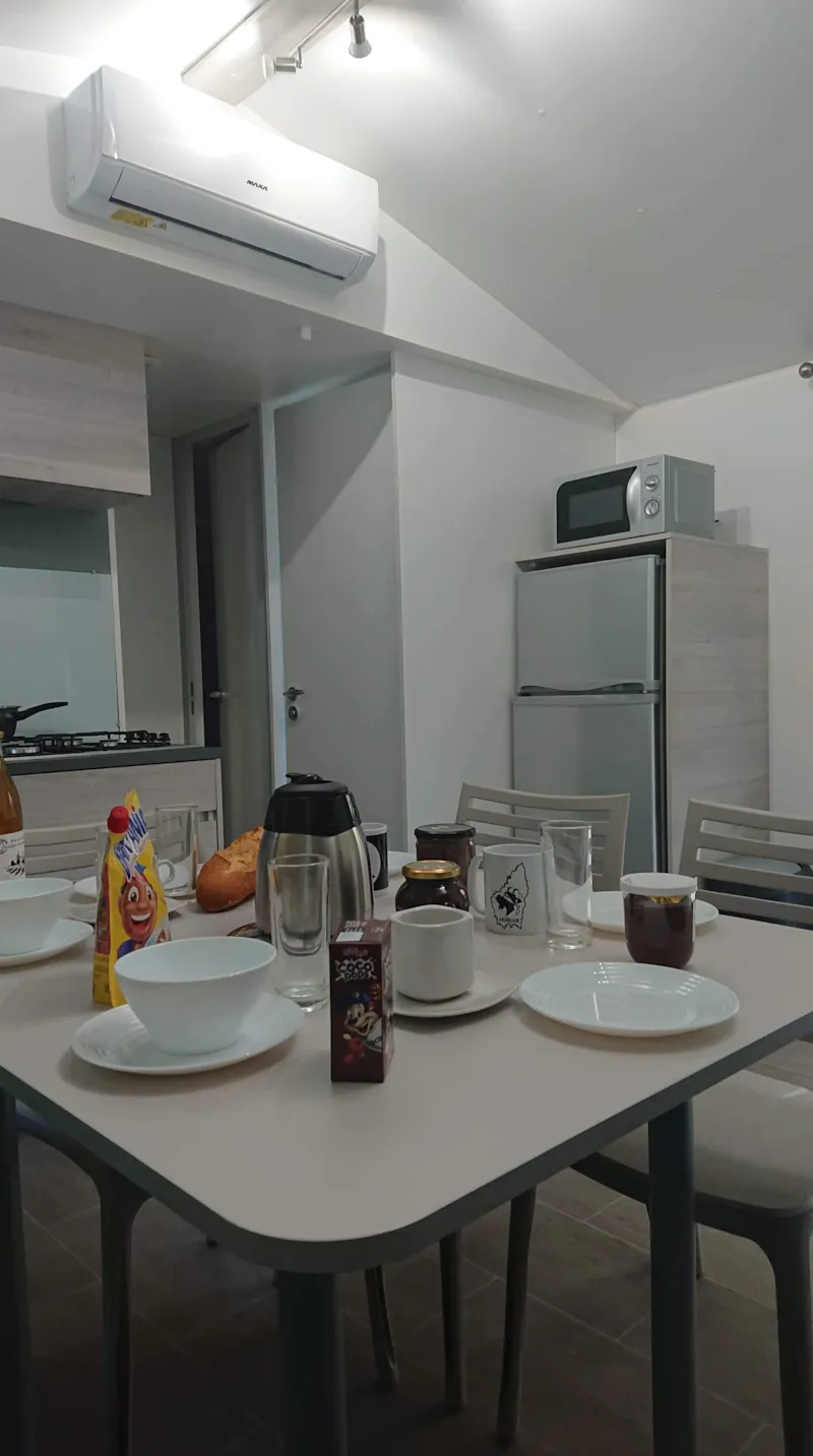 Mobile Home Sous Bois  Trigano  3 Ch + Clim