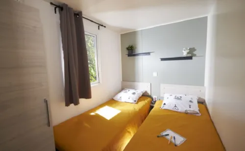 Huuraccommodatie(s) - Stacaravan 2 Slaapkamers, Evo29 + Airco - image n°2 - Camping Le Sous-Bois Ardèche