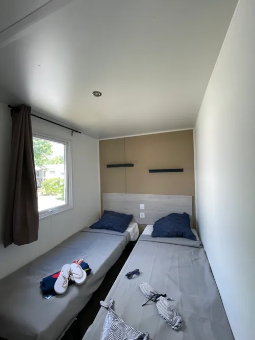 Location - Mobil Home Ib Trigano Evo 29 2 Chambres Clim Et Télévision - image n°6 - Camping Le Sous-Bois Ardèche